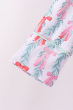 Green bow christmas tree bamboo mom's gown