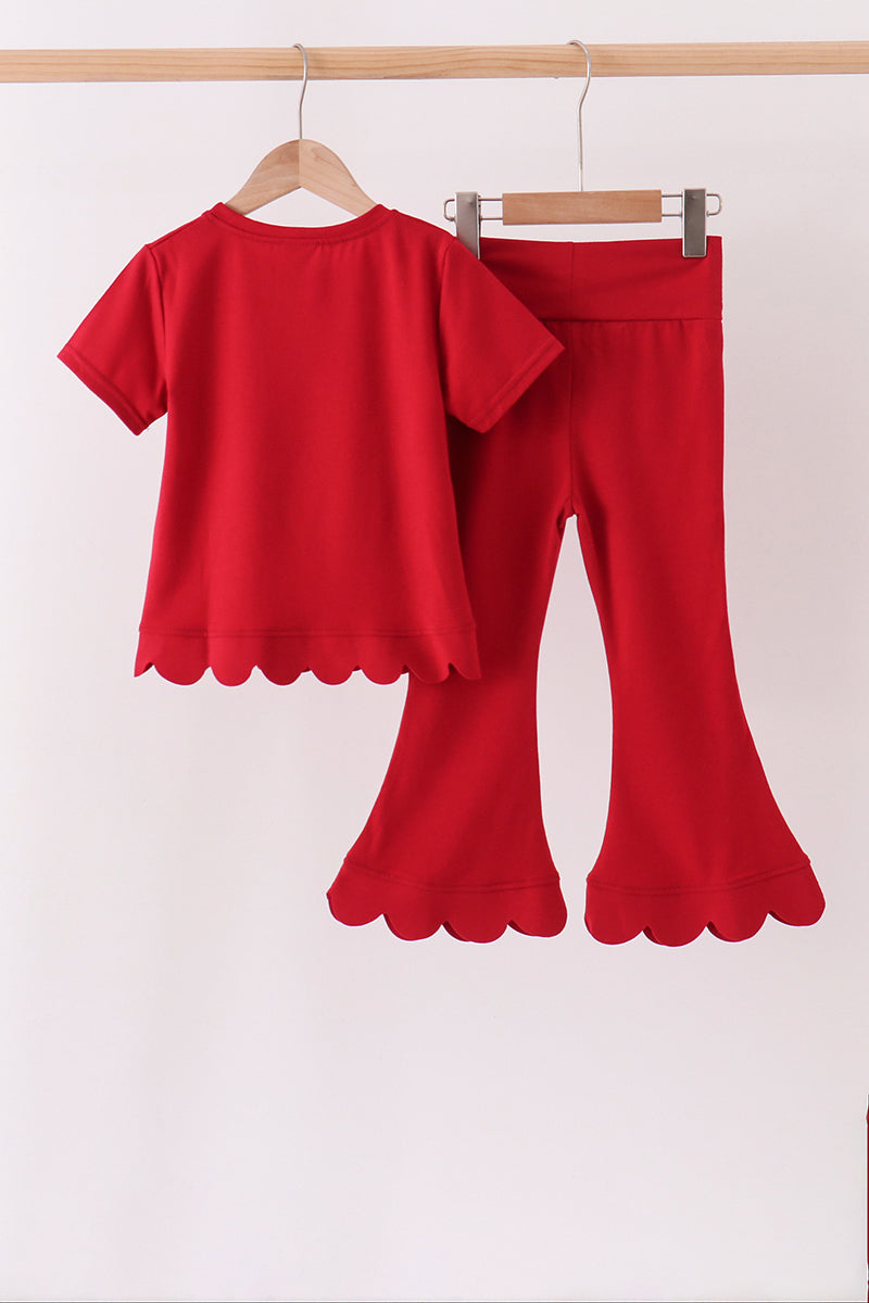Red scalloped active pants set